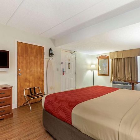 Econo Lodge Inn & Suites Lugoff Exteriör bild
